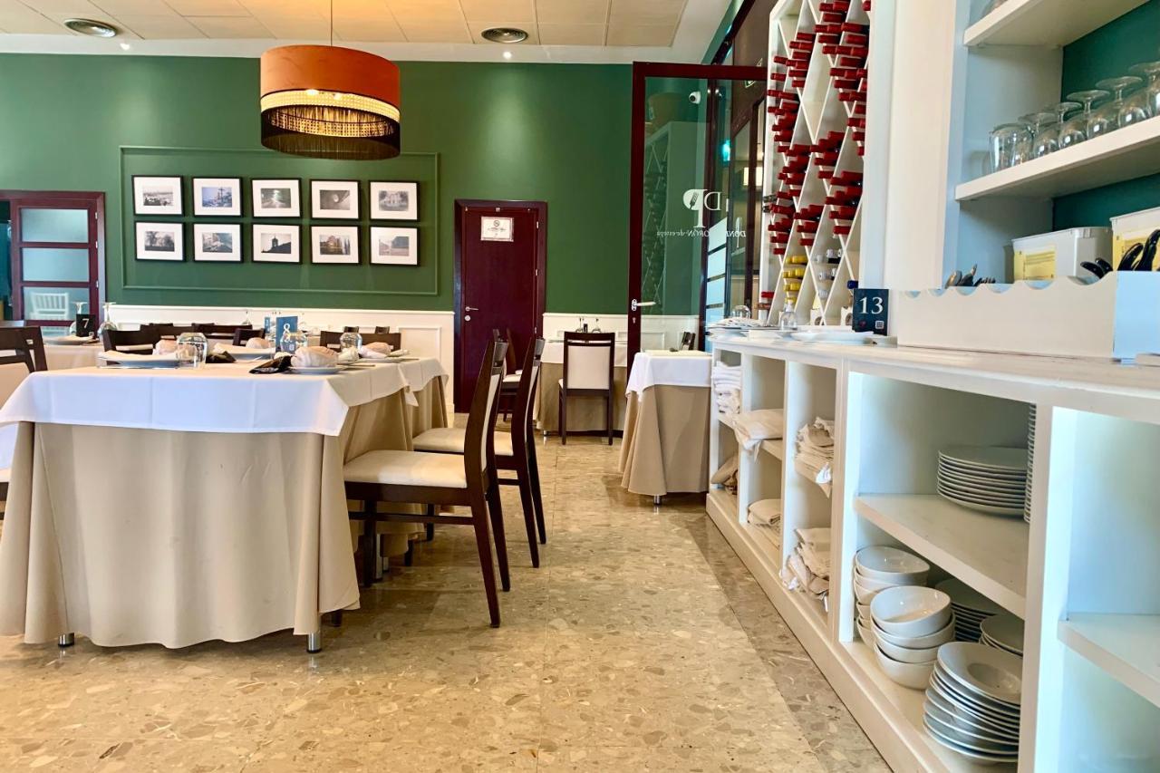 Don Polvoron Hotel Estepa Bagian luar foto